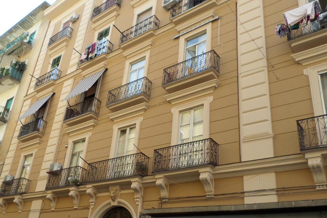 B&B Mansarda Del Sole Neapel Exterior foto